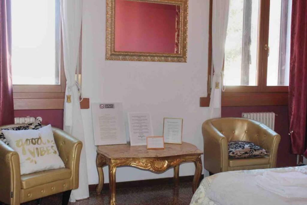 The Golden Apartment Velence Kültér fotó