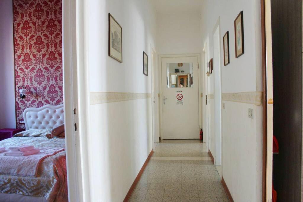The Golden Apartment Velence Kültér fotó
